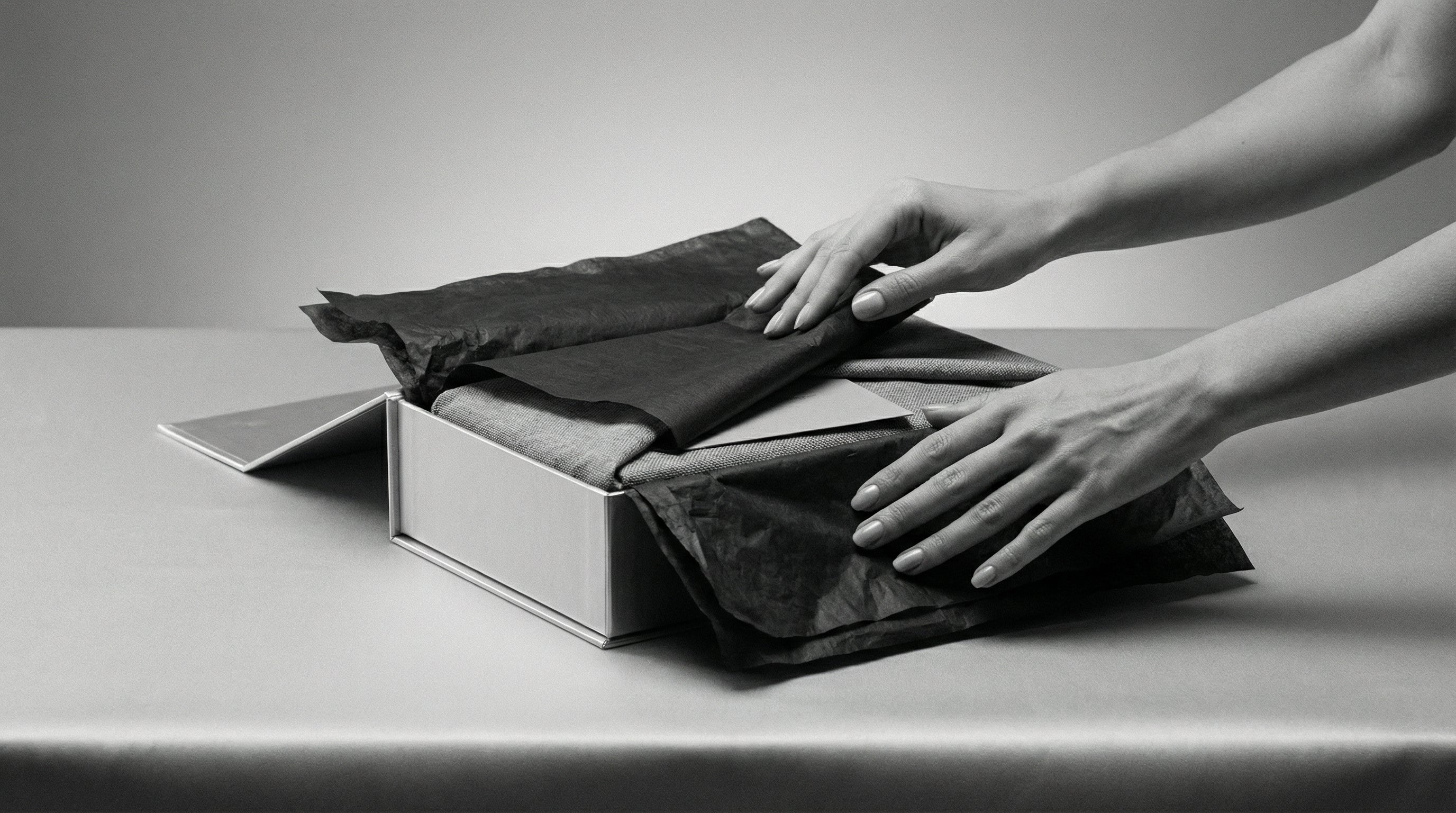 A Packaging Checklist: How Fashion Brands Elevate Identity Through Every Box